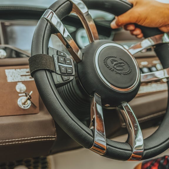 جهاز تحكم عن بعد عالمي بتقنية البلوتوث